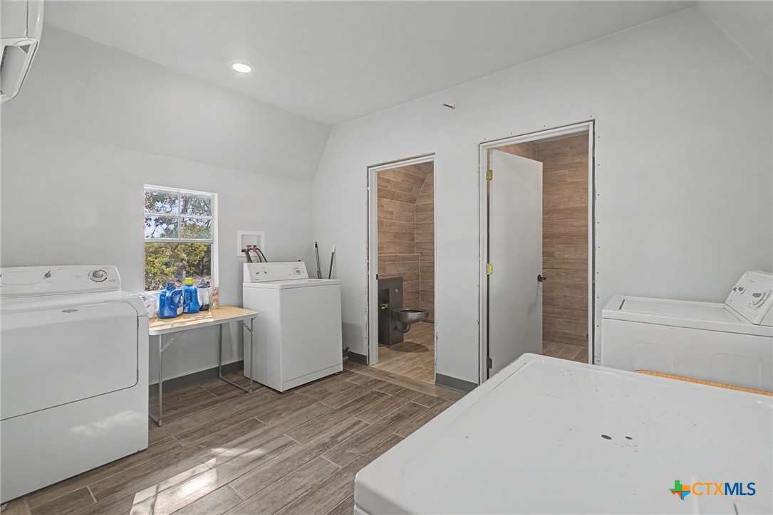 property viewer photo 17