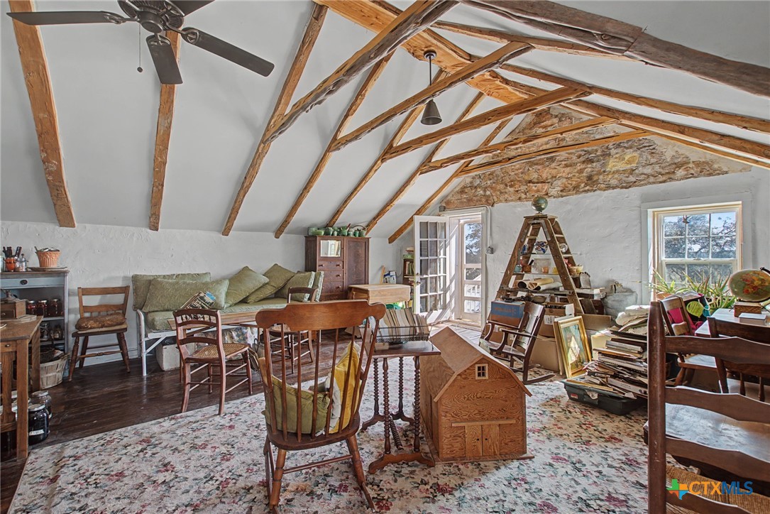 property viewer photo 9