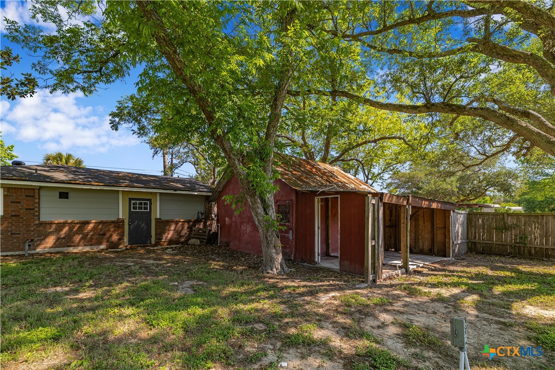 main property photo 27