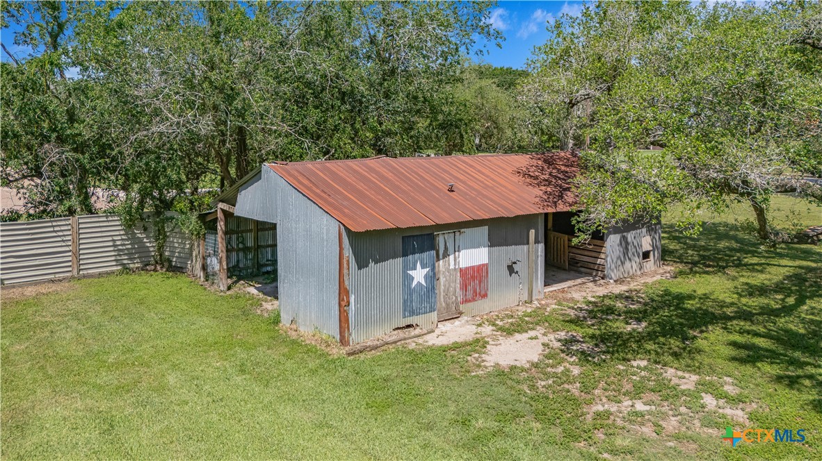 main property photo 35