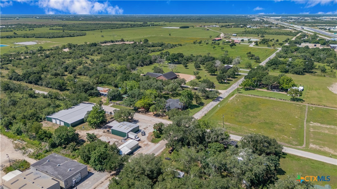 main property photo 45