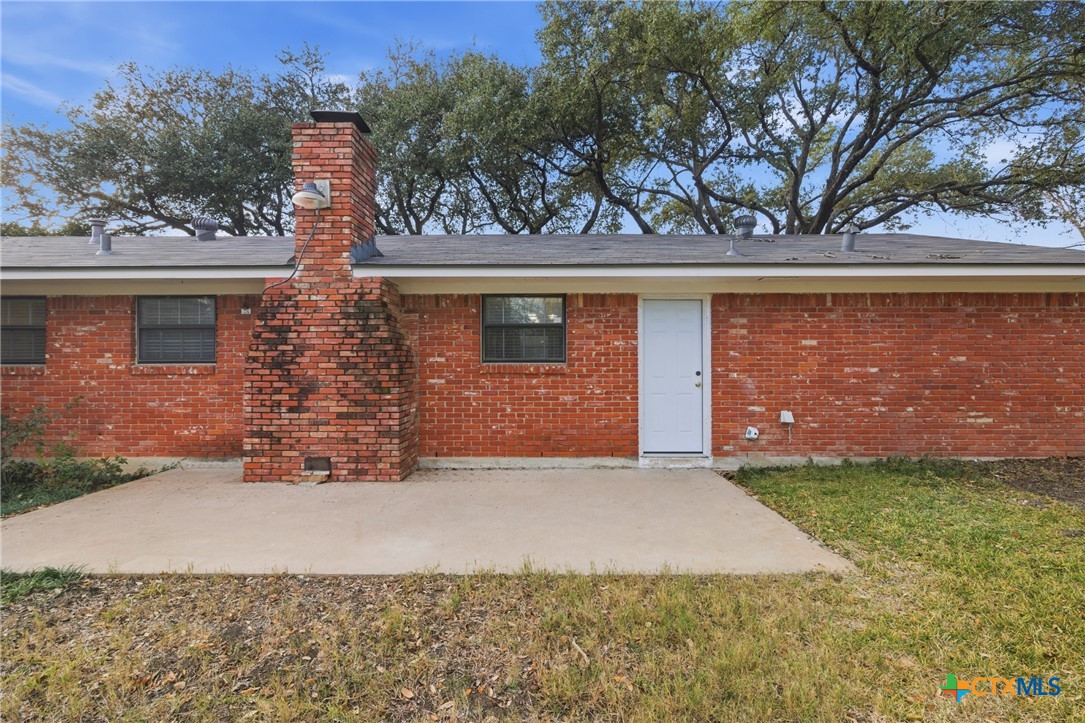 main property photo 39