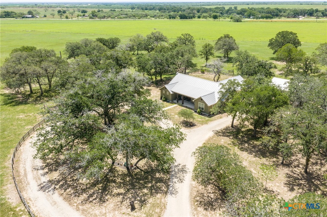 main property photo 30