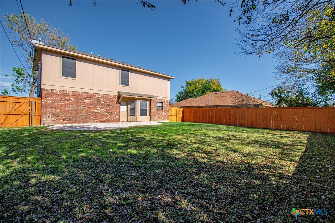main property photo 18