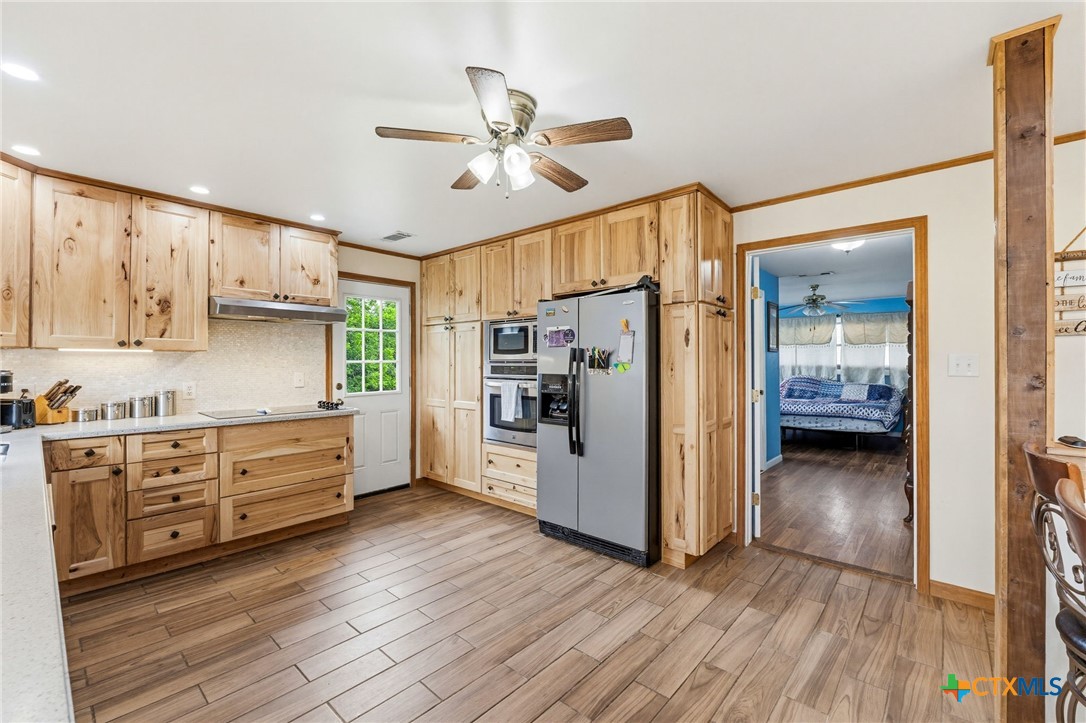 main property photo 15