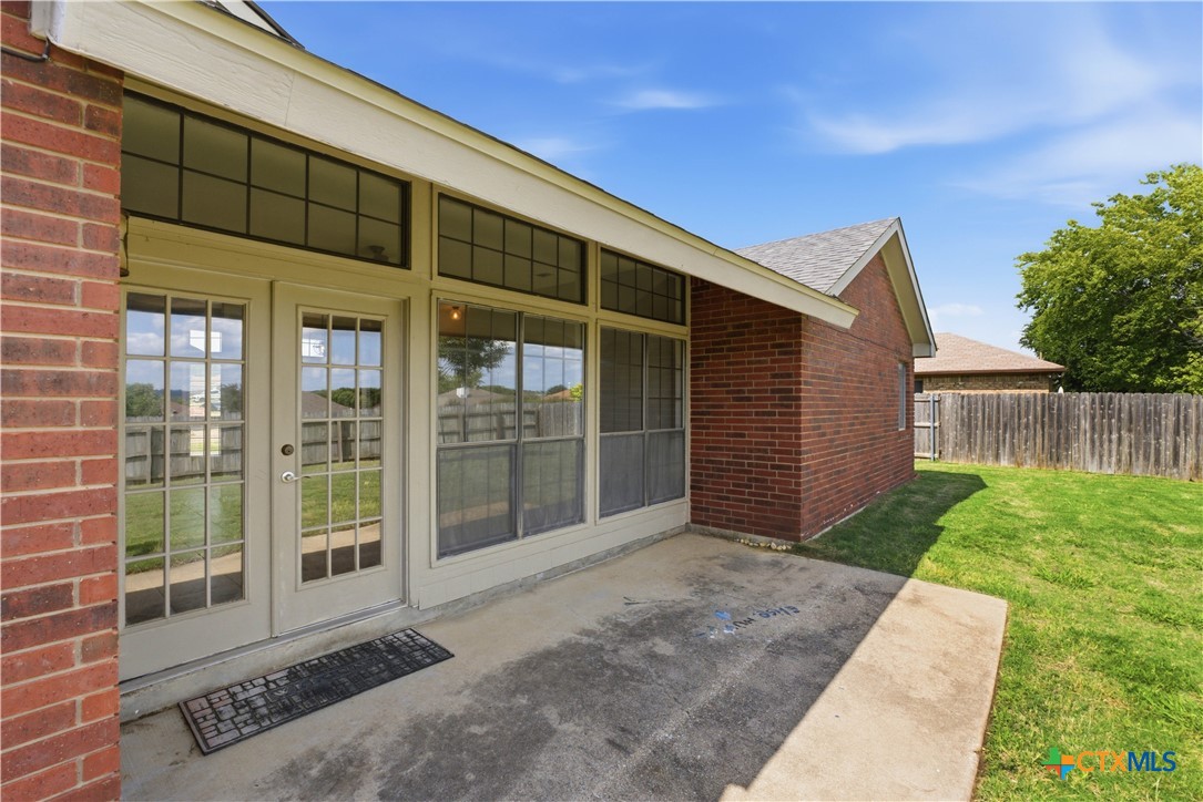 main property photo 37