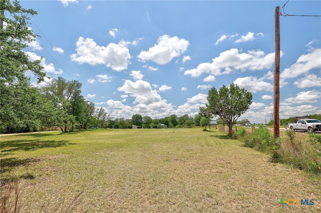 main property photo 10