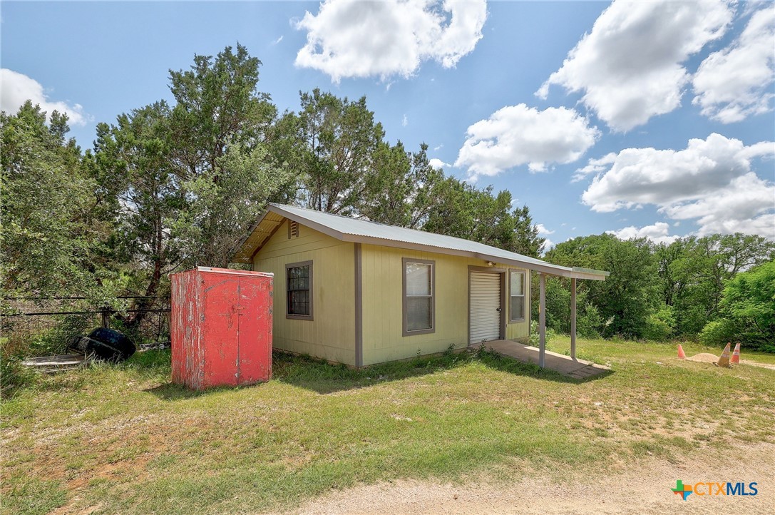 main property photo 23