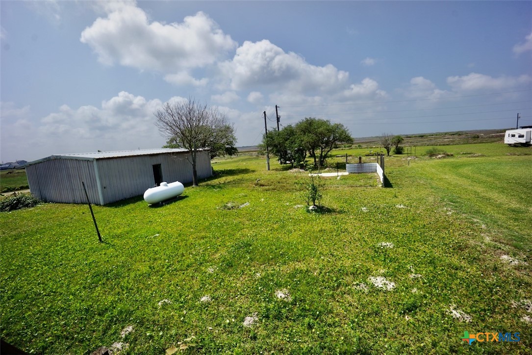 main property photo 6