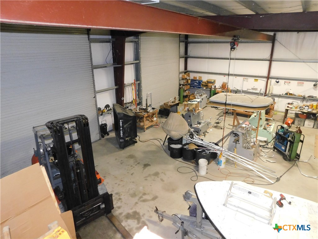 main property photo 24