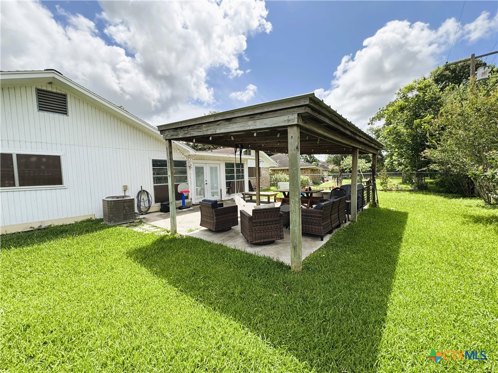 main property photo 41