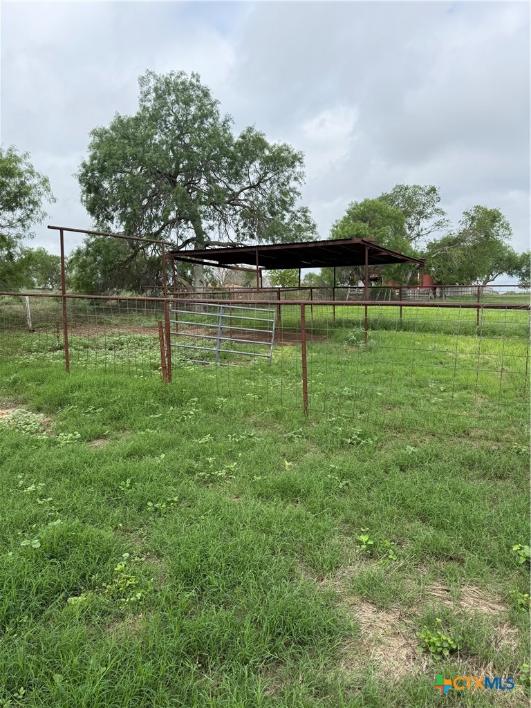 main property photo 8