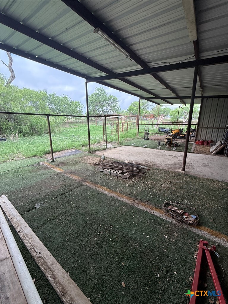 main property photo 9