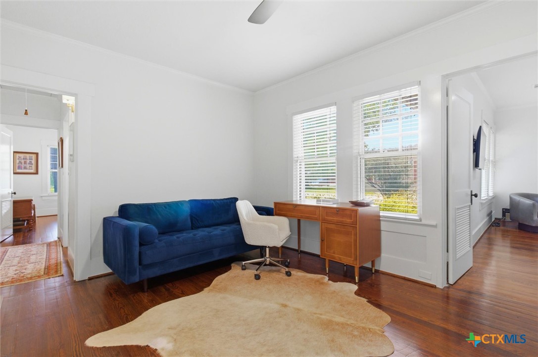 main property photo 16