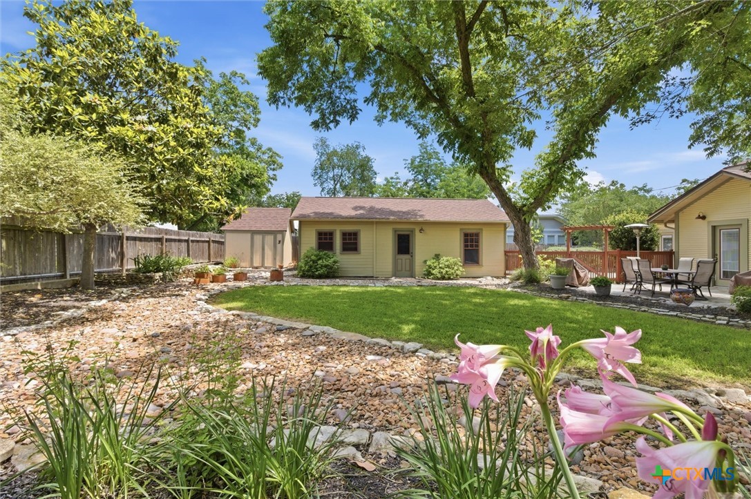 main property photo 18
