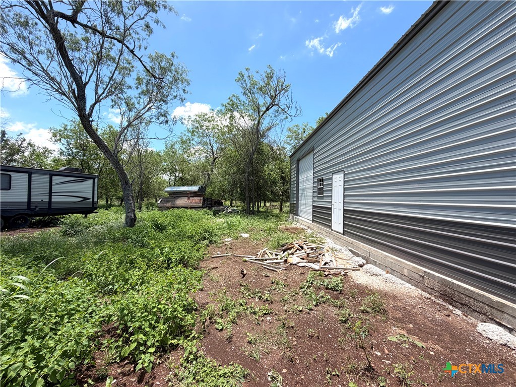main property photo 9