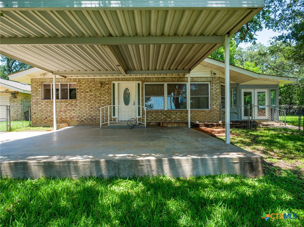 main property photo 6