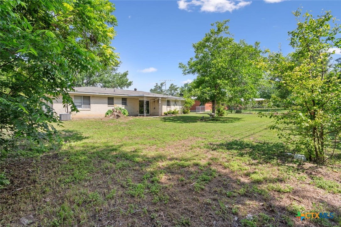 main property photo 23