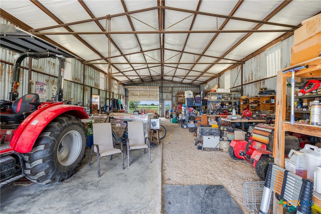 main property photo 31