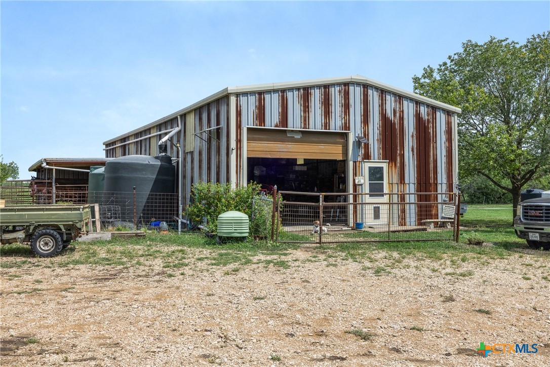 main property photo 20