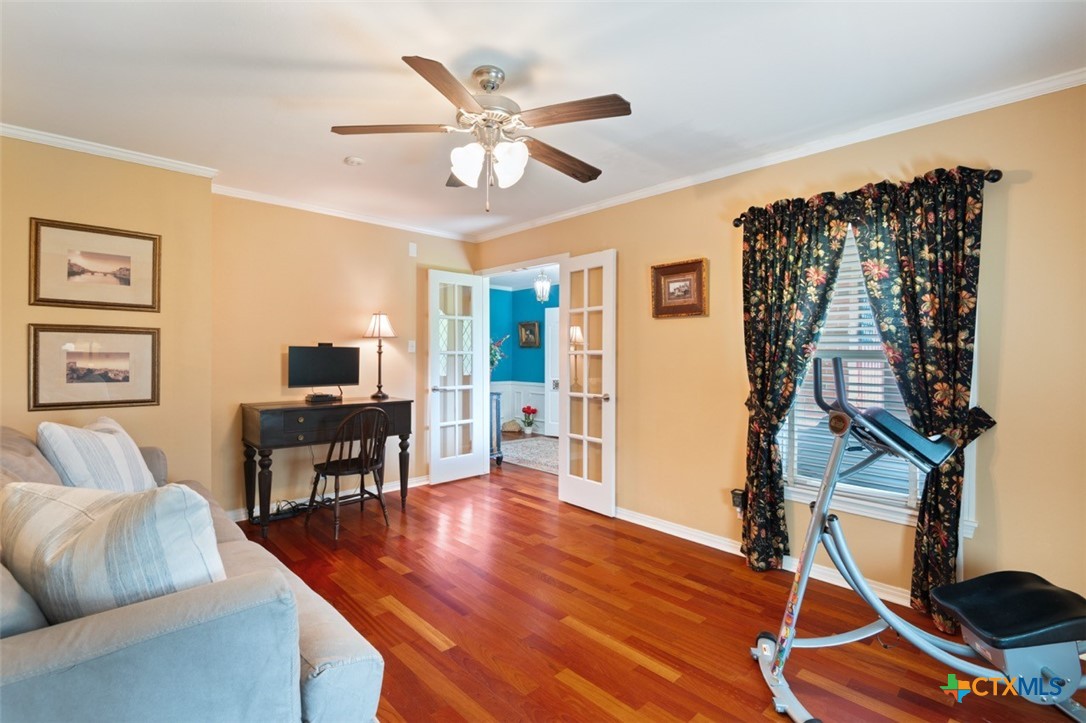 main property photo 18