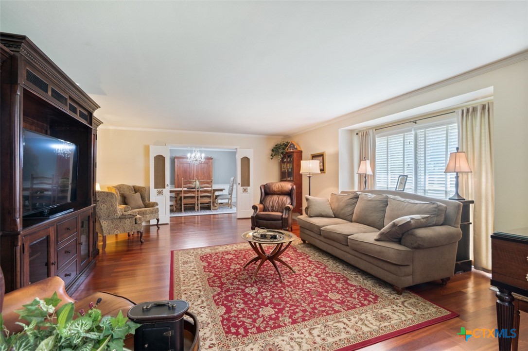 main property photo 20