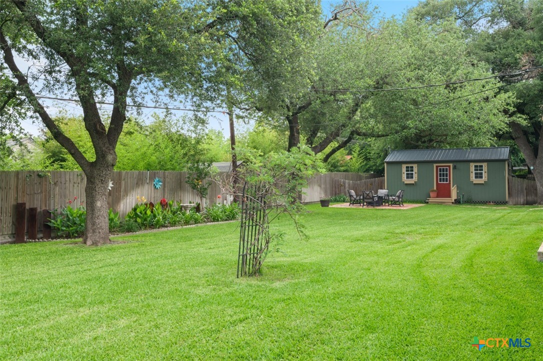 main property photo 38