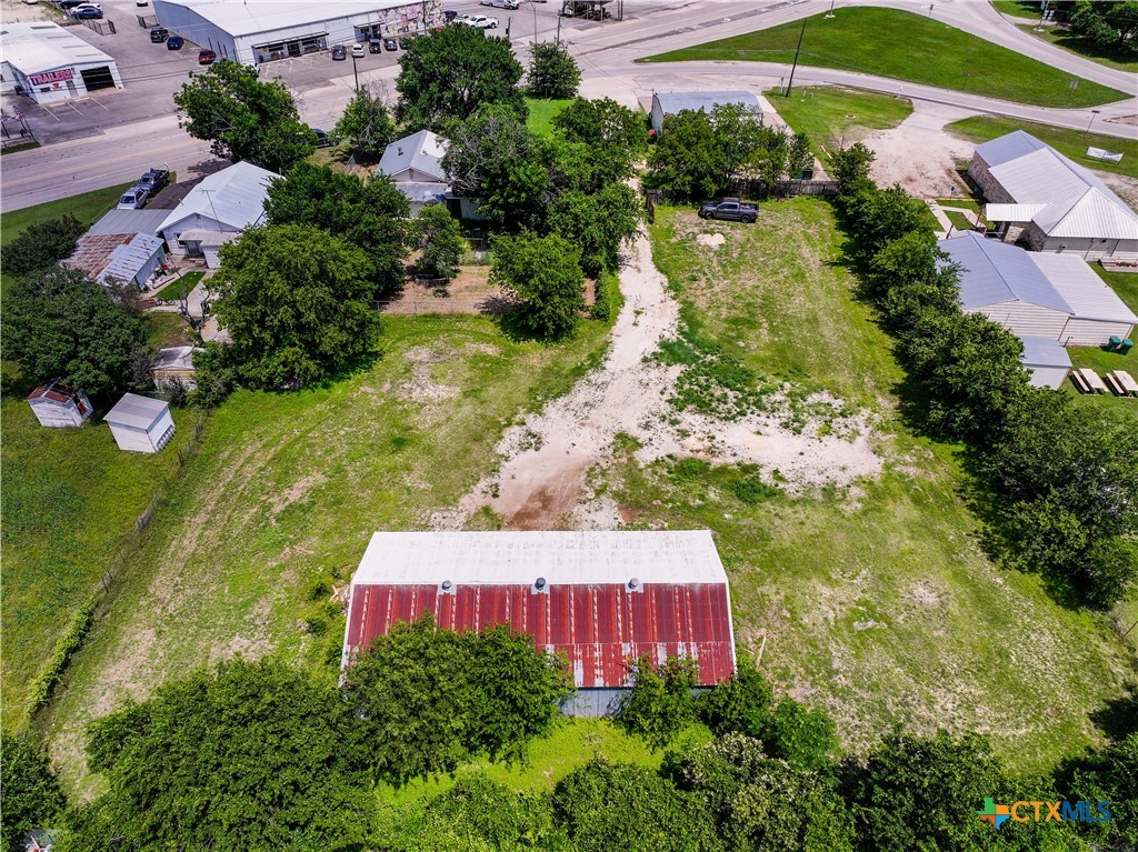 main property photo 10