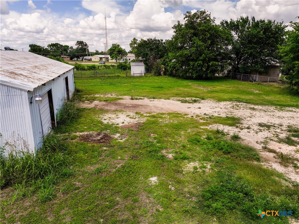 main property photo 8