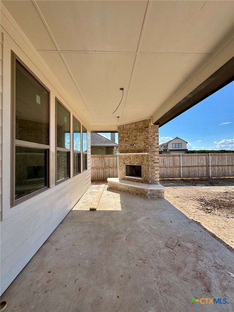 main property photo 15