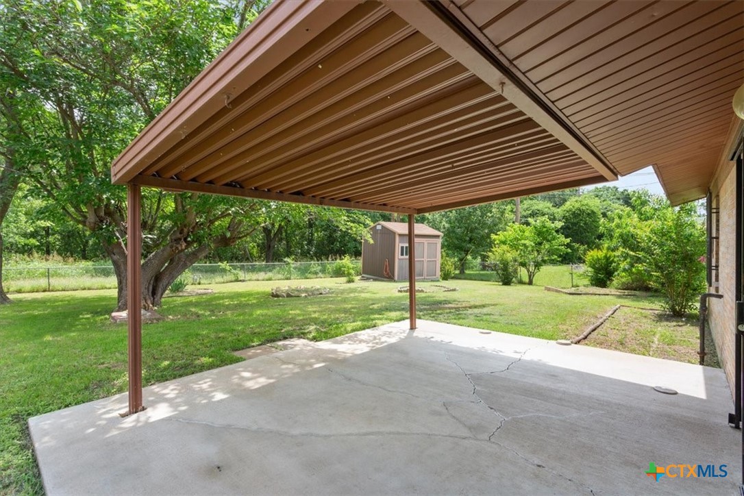 main property photo 27