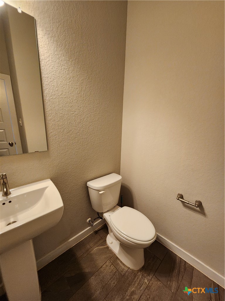 main property photo 10