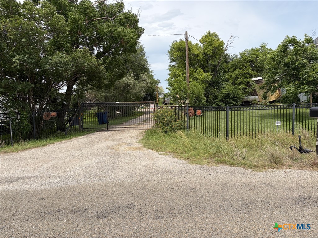 main property photo 8