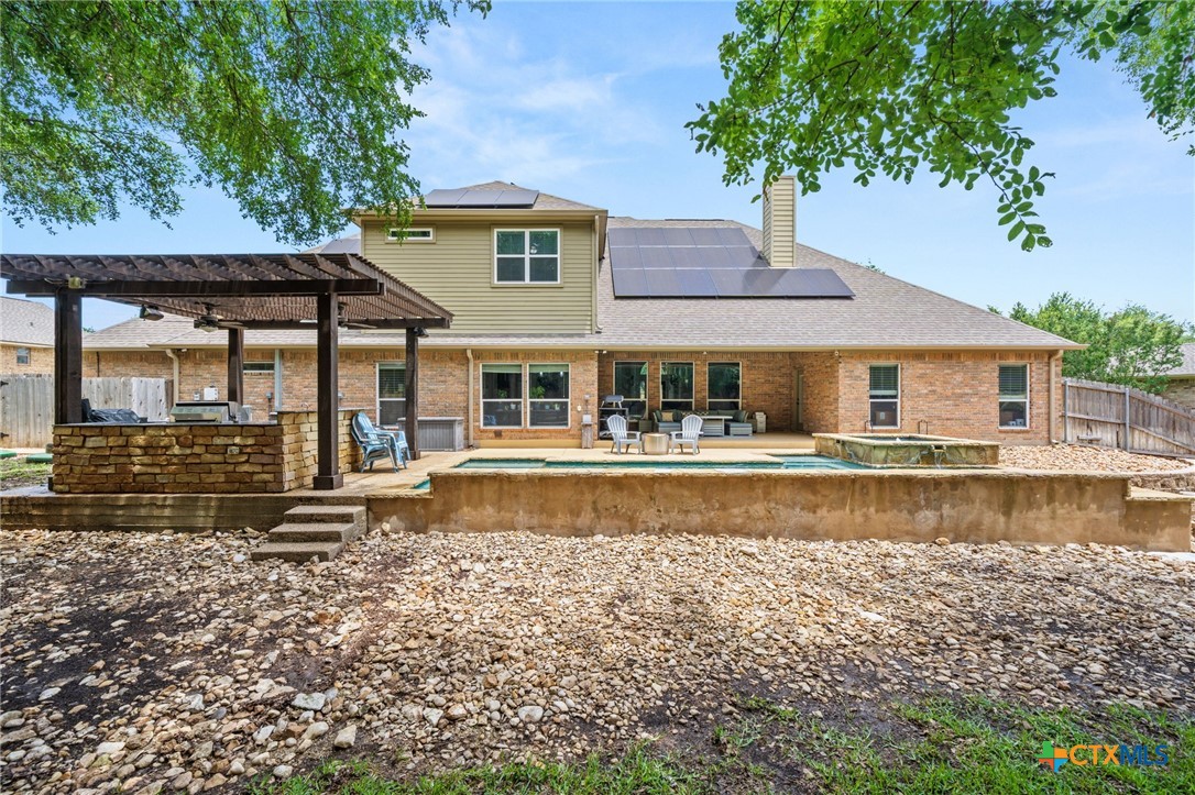 main property photo 37