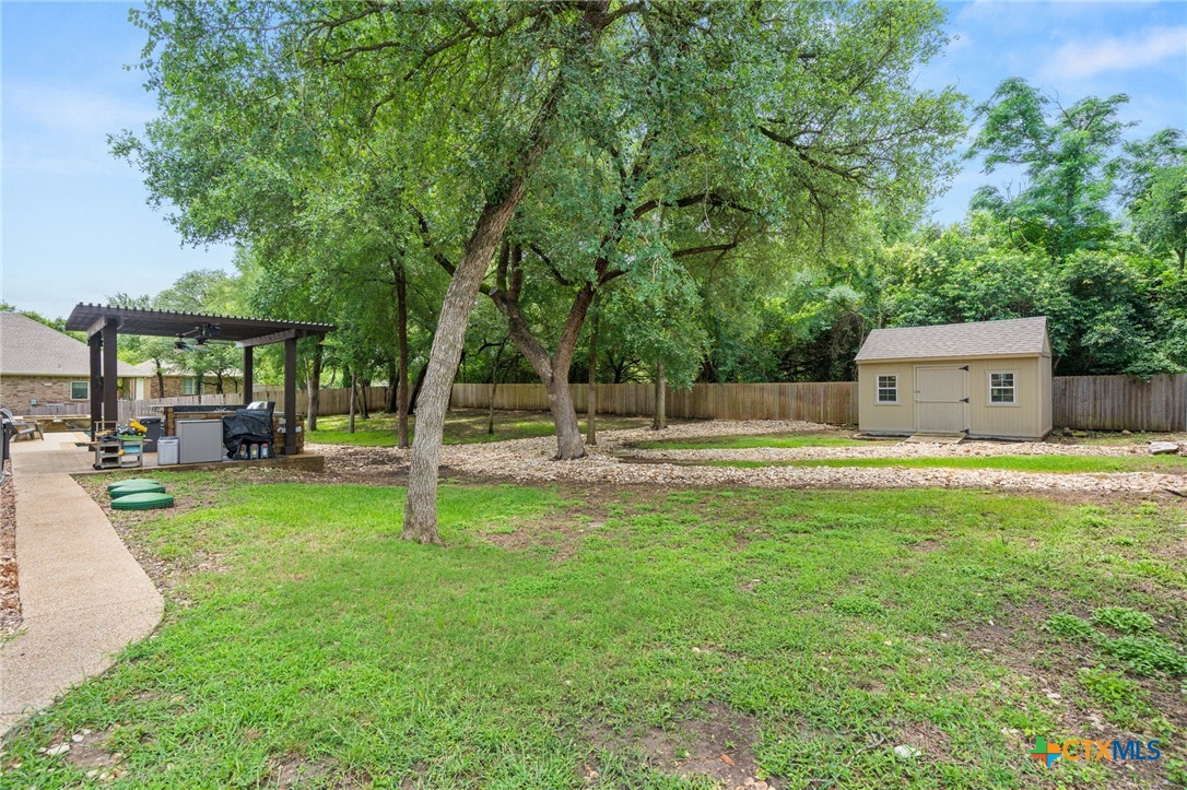 main property photo 38
