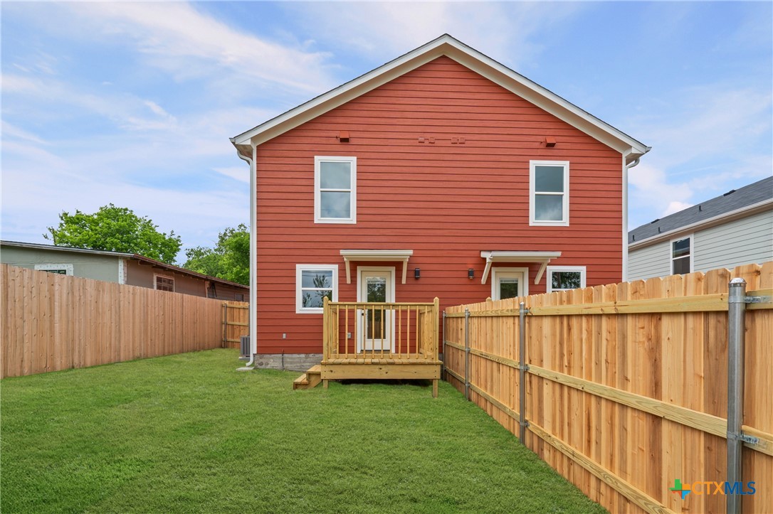 main property photo 4