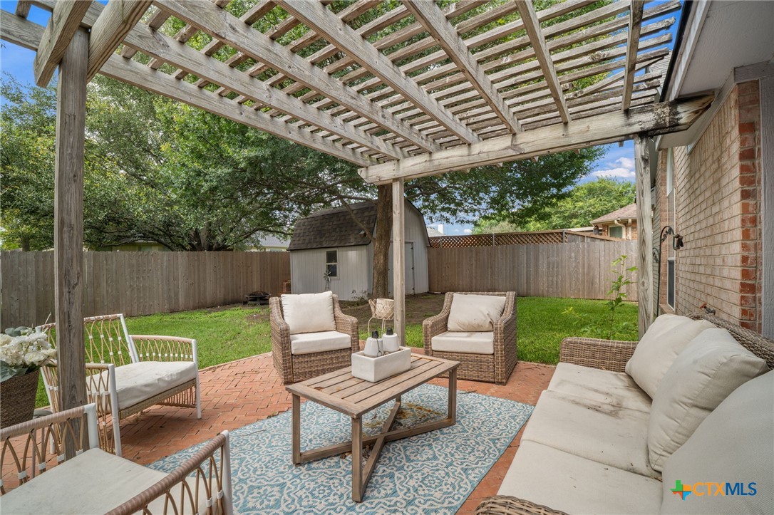main property photo 20