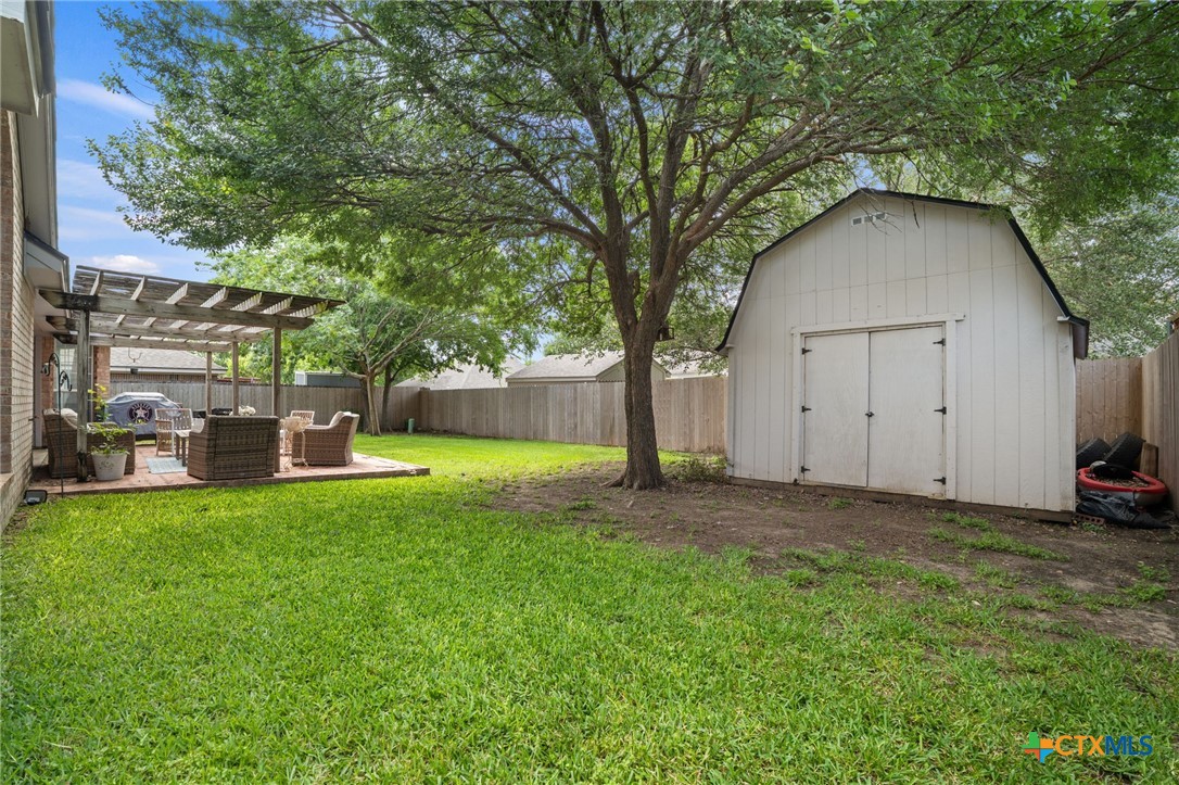 main property photo 21