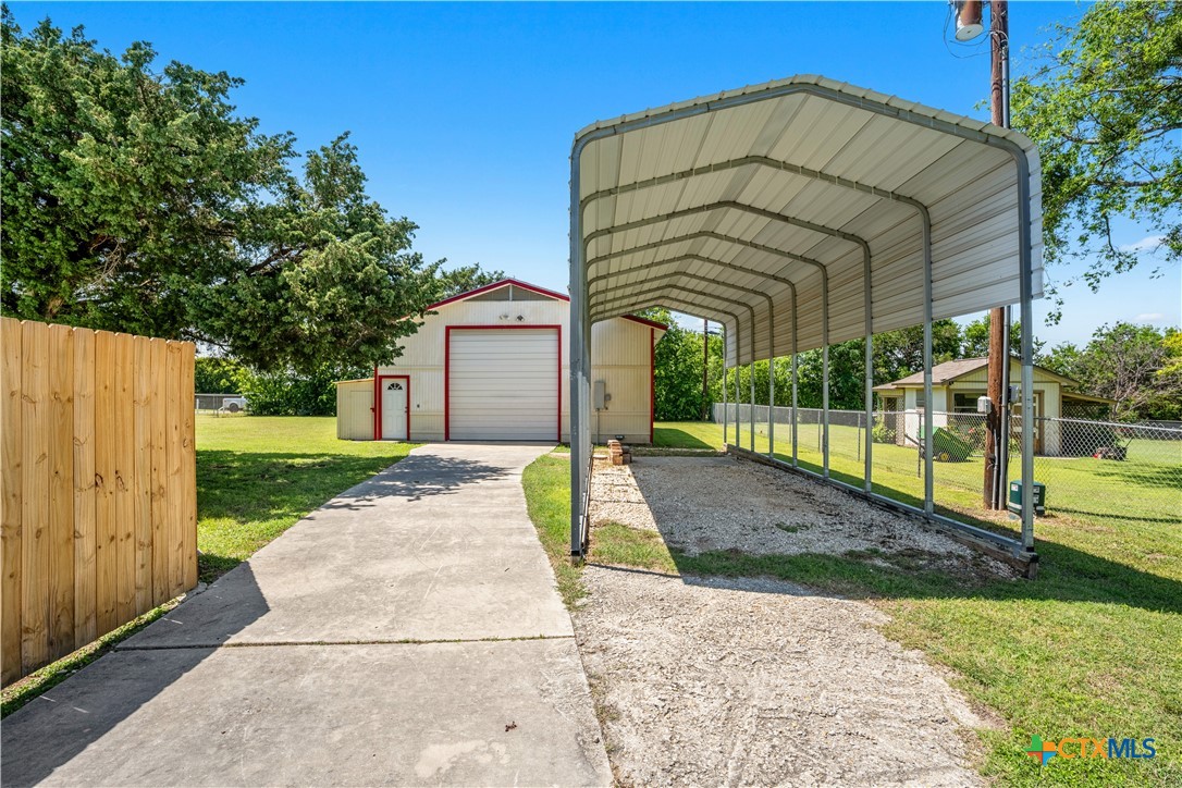 main property photo 36