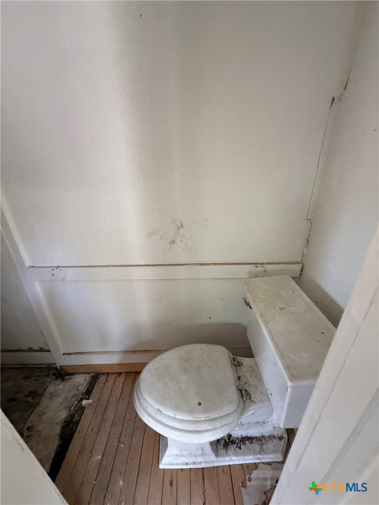 main property photo 7