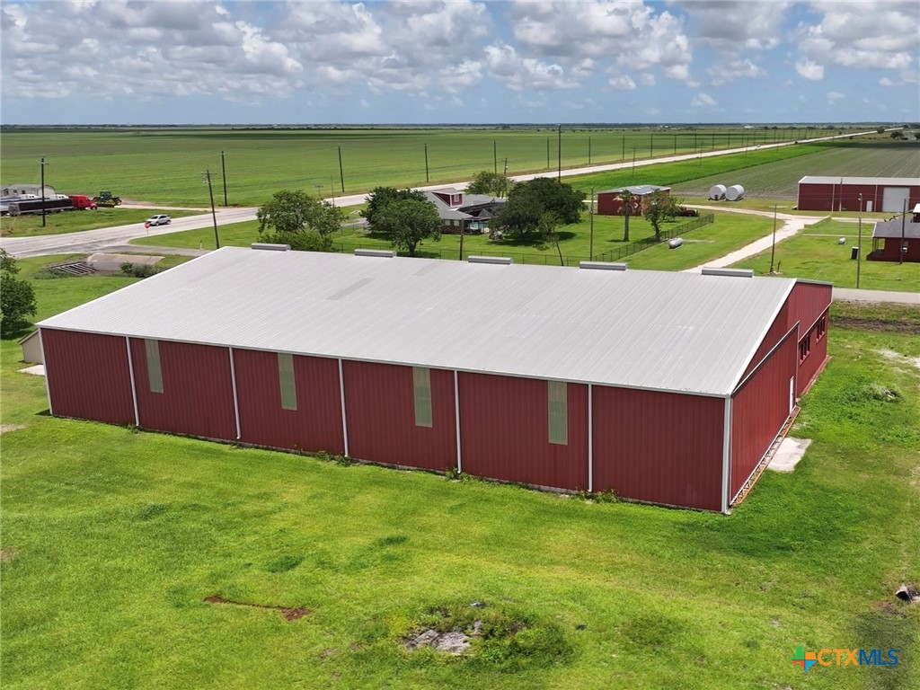 main property photo 10