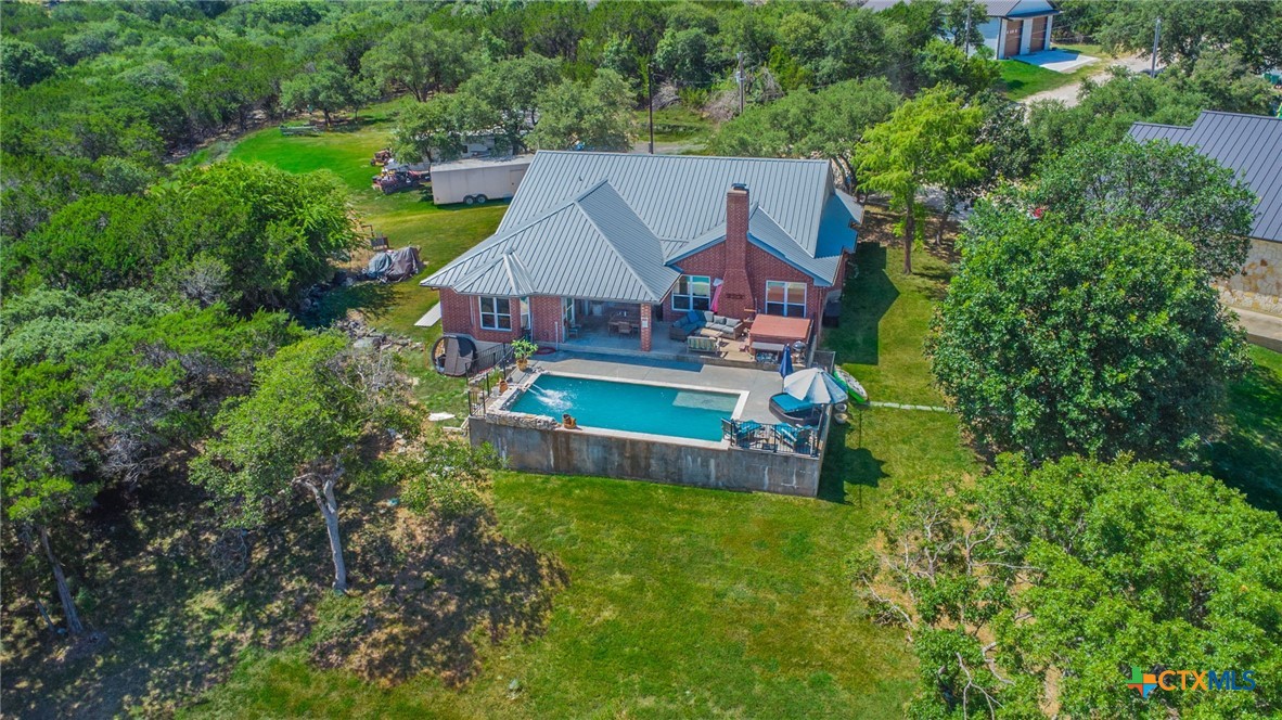 main property photo 15