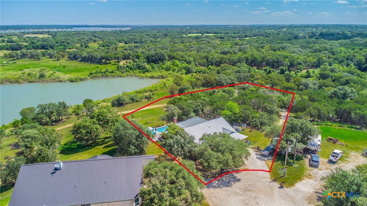 main property photo 8