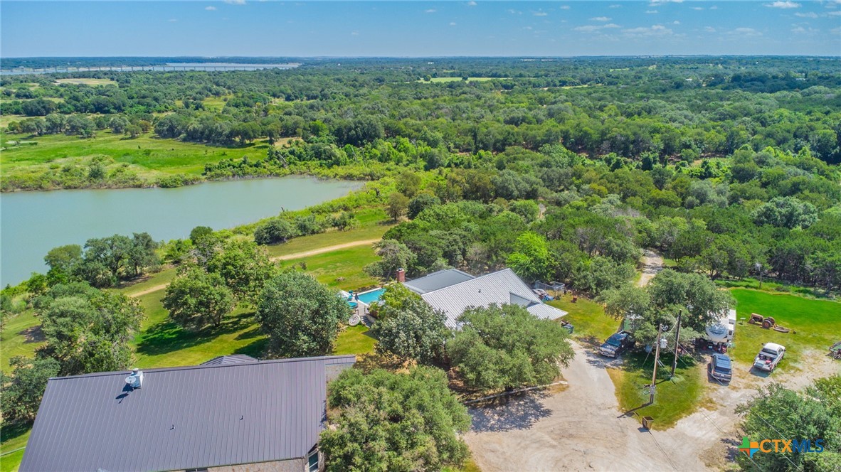 main property photo 9