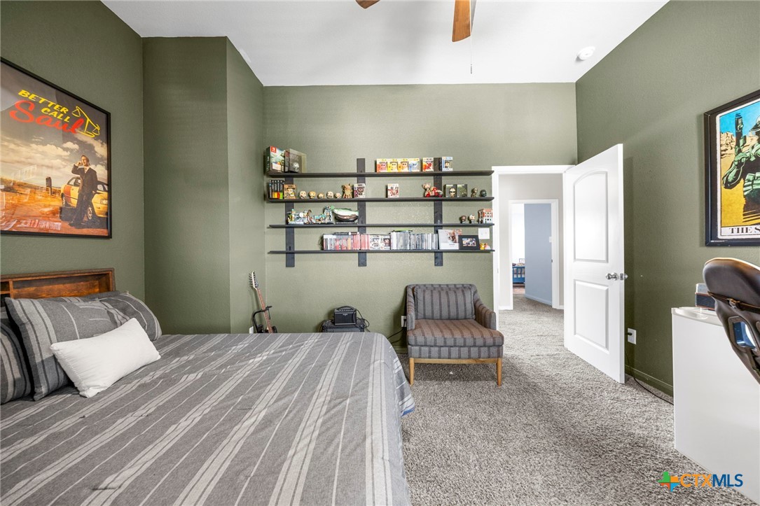 main property photo 30