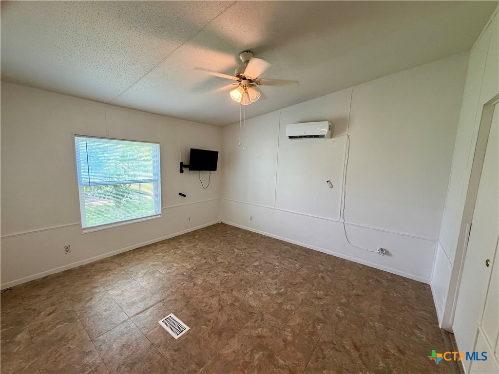 property viewer photo 11