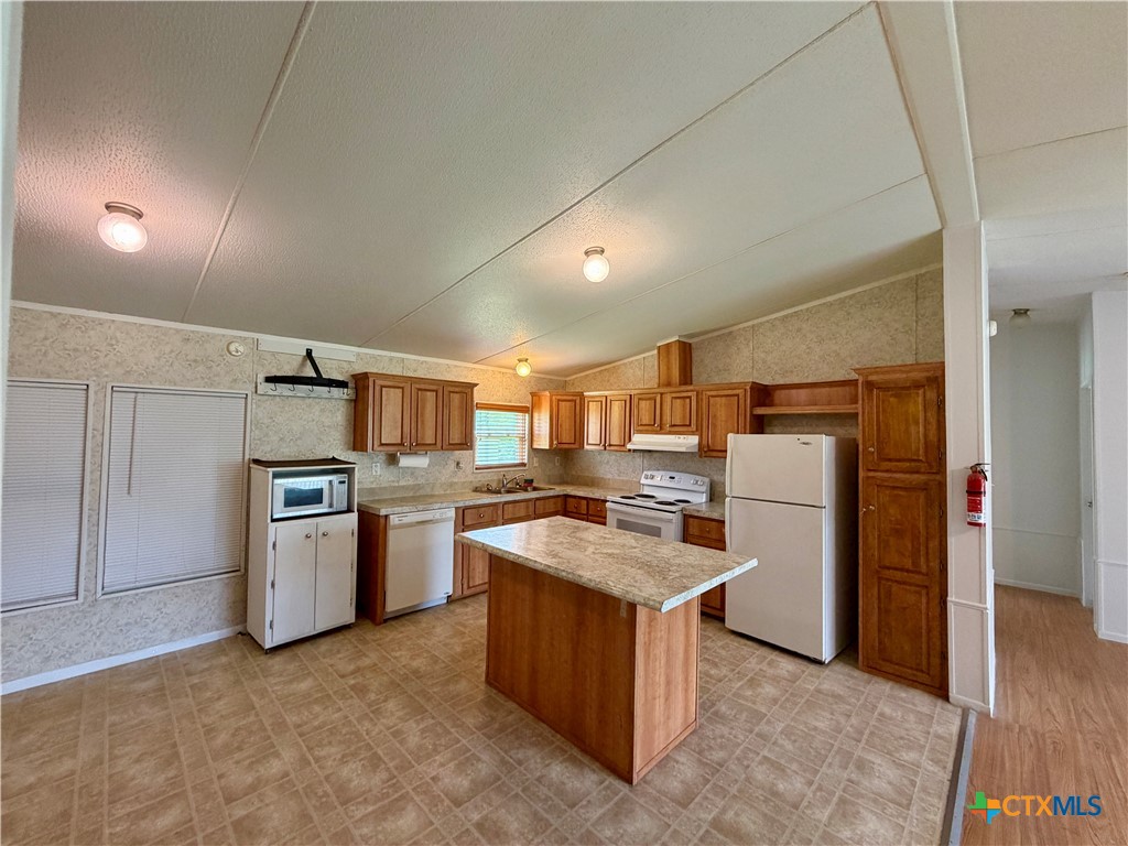 property viewer photo 6
