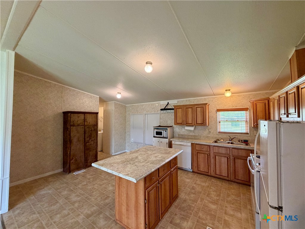 property viewer photo 7