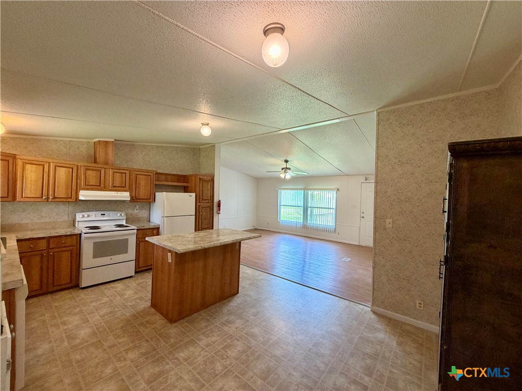 property viewer photo 9