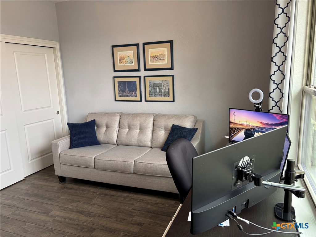 main property photo 15